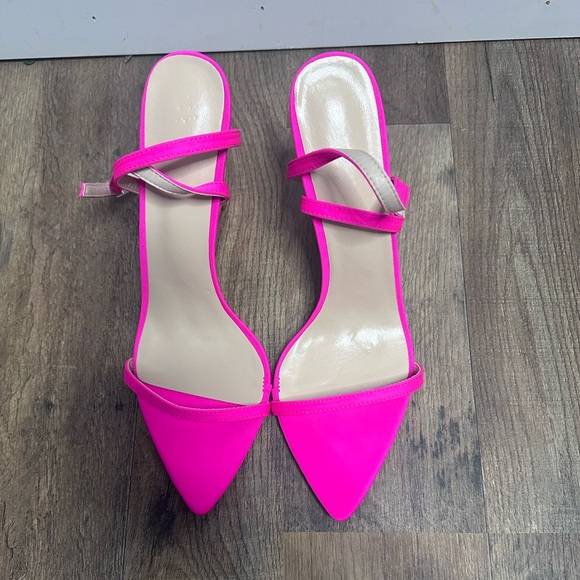 Hot pink 4 inch heels - Picture 3 of 5